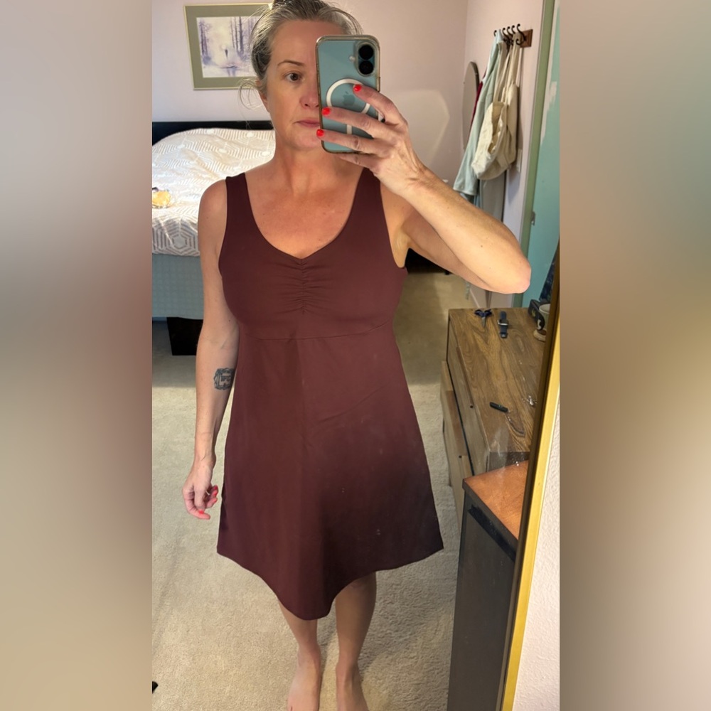 KÜHL Harmony dress with a built-in bra in a plum/ burgundy color LARGE - Picture 2 of 8